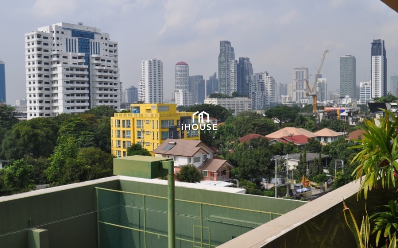 โอเรียลเต็ล ทาวเวอร์